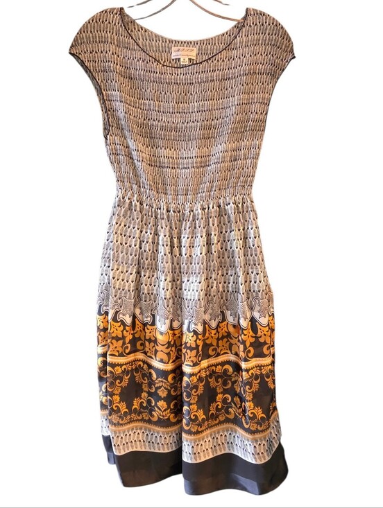 Max Studio Specialty Dresses & Skirts - Max Studio Specialty Cap-Sleeve Midi Dress with Gold Scroll Border Size Medium